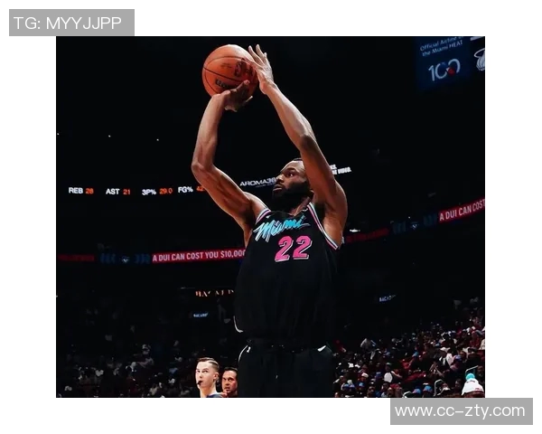 维金斯称赞鲍威尔赛季表现出色第四节关键时刻展现爆发力