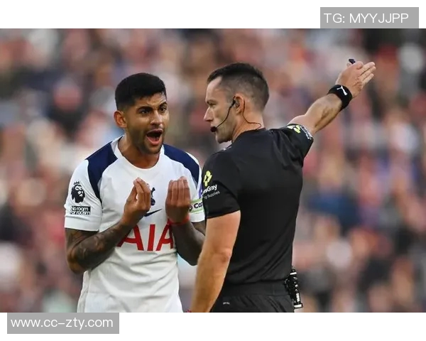 电讯报揭示热刺更衣室权力斗争罗梅罗特权引发弗兰克权威动摇