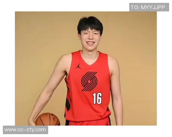 杨瀚森需提升三分球出手速度以提高命中率媒体人分析开拓者战术调整